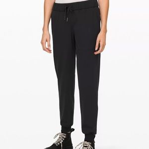 Lululemon on the fly jogger-Luxtreme